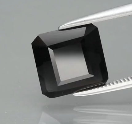 2.51 carat rare purple tourmaline from Mozambique, untreated and GIA certified