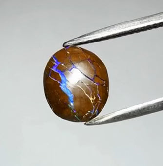 3.32 carat Winton matrix boulder opal, very rare specimen
