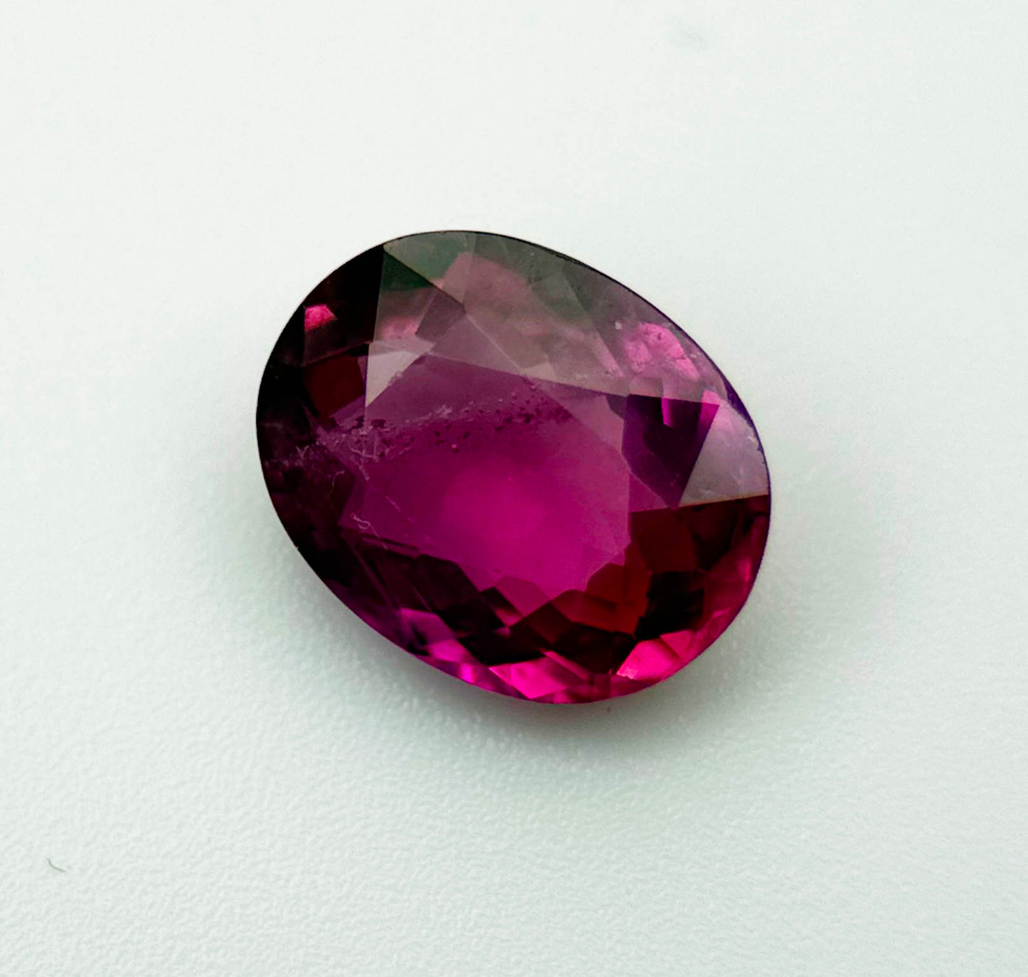 2.36 carat ruby from Mozambique, VVS clarity, standard heated
