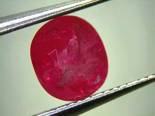 GIA Certified 1.61 carats Red Ruby Unheated/Untreated with GIA certificate