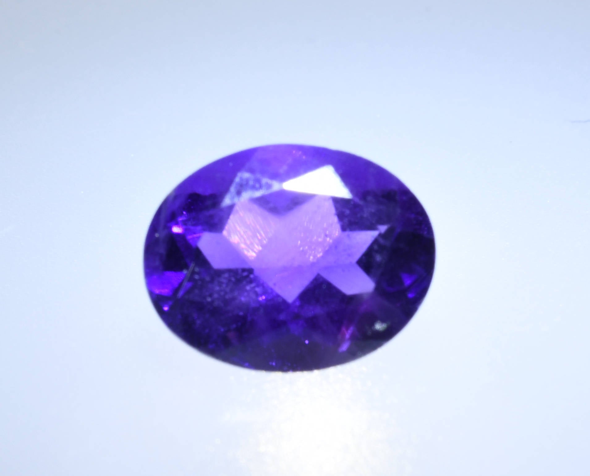 2.58 carat dark purple amethyst from Georgia, USA, untreated